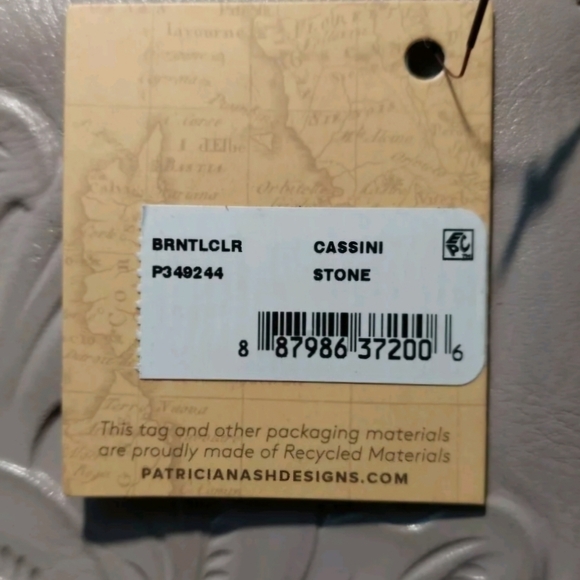 Patricia Nash wristlet/clutch - Picture 6 of 6